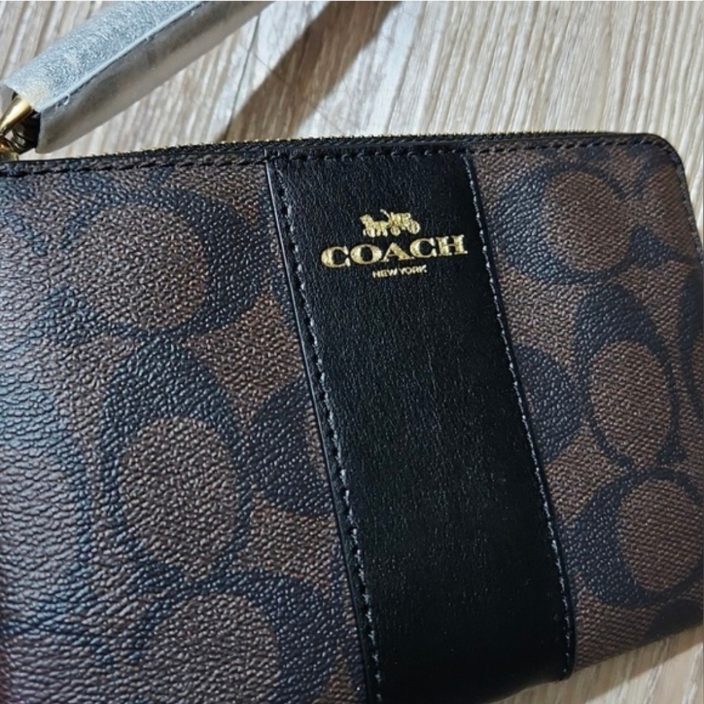 ❤️ COACH Wristlet Corner Zip Coinpurse Wallet Card Holder Lightweight NWT - Picture 5 of 15